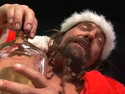 Verkommene Bitch wird für heftigen Kehlenbums benutzt